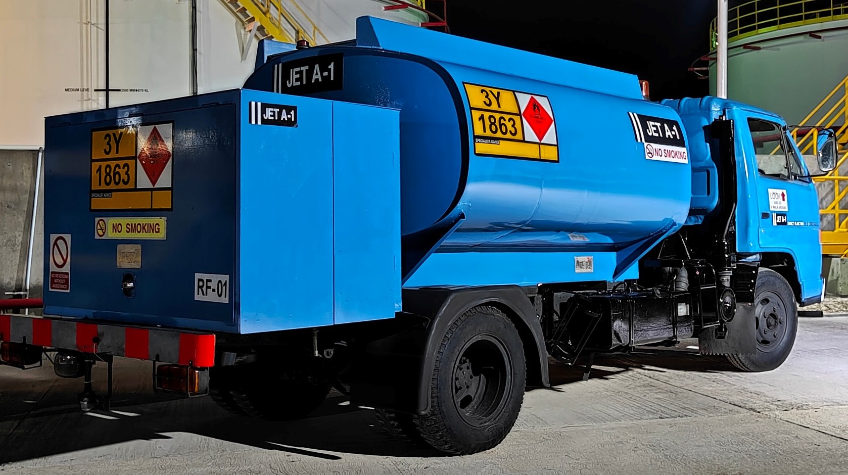 GSE refueling truck fitted with Chanakya JET A-1 hazard decals at an Indian airport